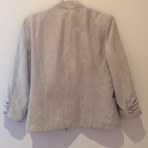 Faux suede blazer🍒 - Picture 7 of 8